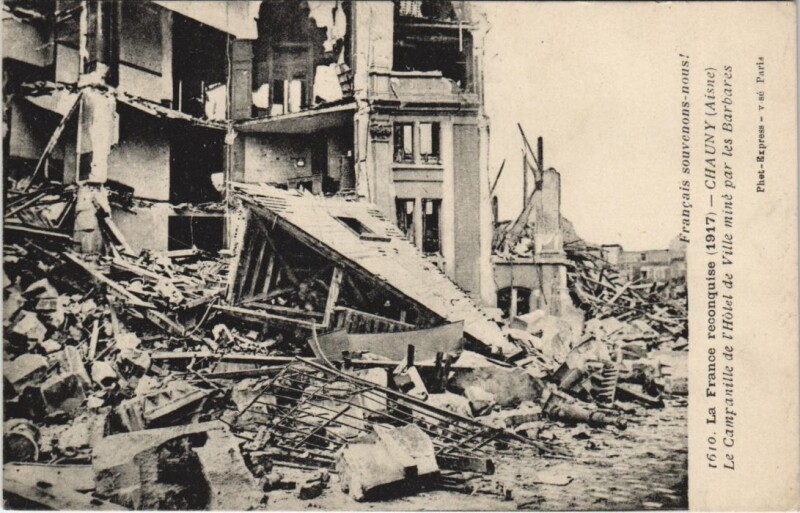 Carte postale ancienne La France reconquise Chauny à Chauny