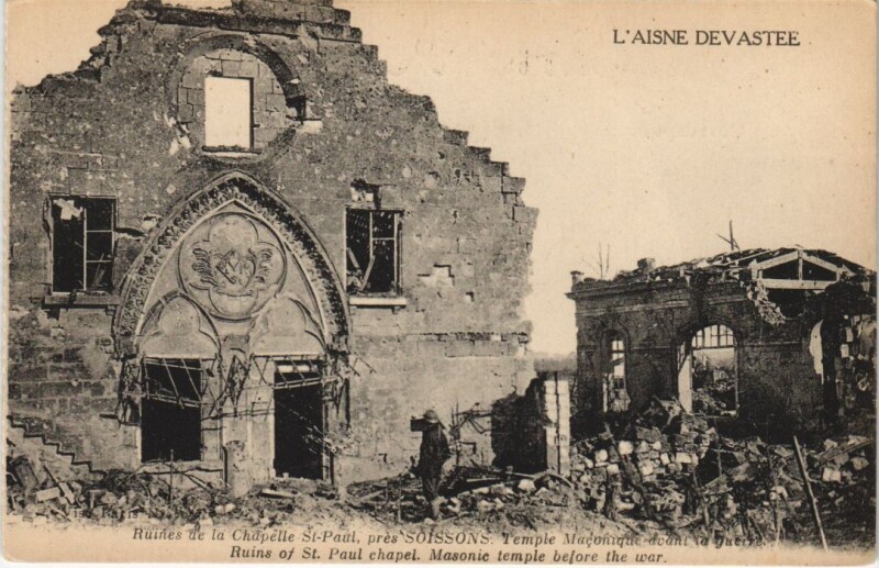 Carte postale ancienne L'Aisne devastee