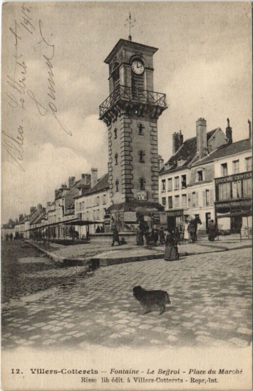 Carte postale ancienne Villers-Cotterets Fontaine