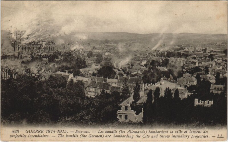 Carte postale ancienne Soissons Les bandits à Soissons