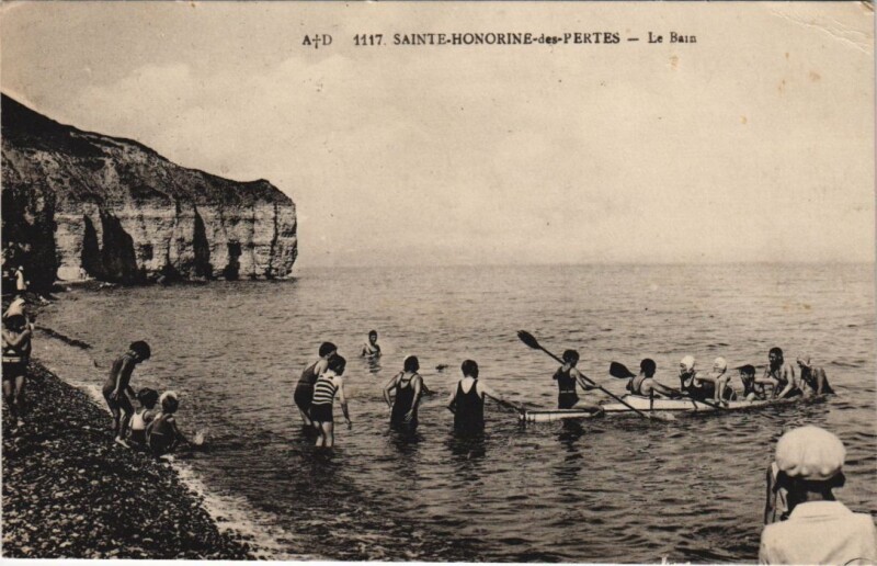 Carte postale ancienne Sainte-Honorine-des-Pertes Le Bain
