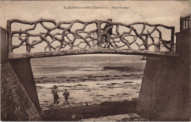 Carte postale ancienne Saint-Aubin-sur-Mer Pont Pasteur à Saint-Aubin-sur-Mer
