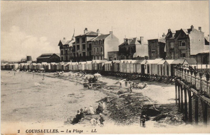 Carte postale ancienne Courseulles-sur-Mer La Plage à Courseulles-sur-Mer
