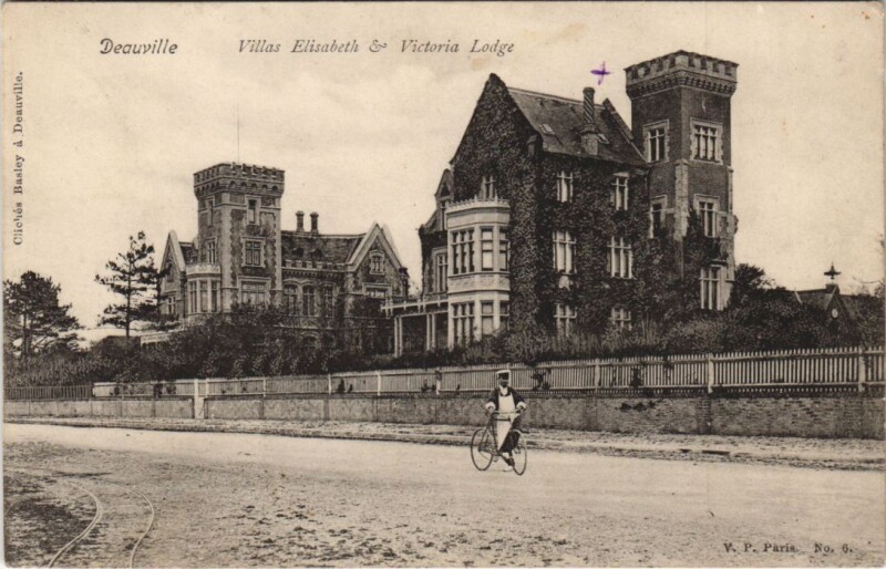 Carte postale ancienne Deauville Villas Elisabeth et Victoria Lodge à Deauville