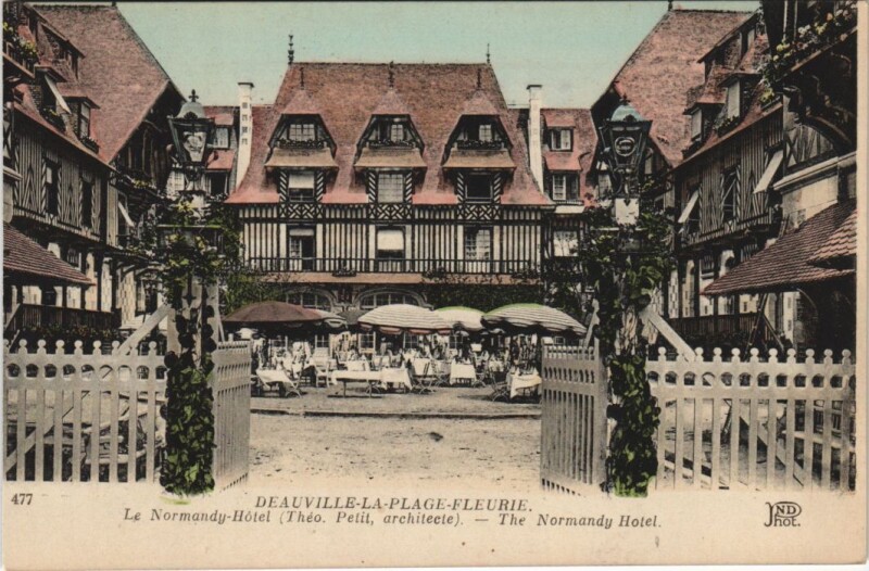 Carte postale ancienne Deauville Le Normandy Hotel à Deauville