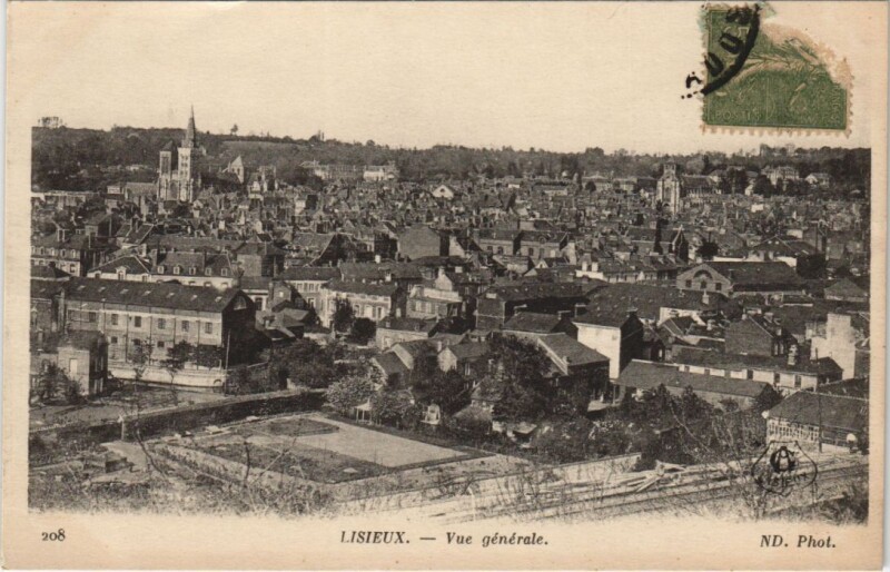 Carte postale ancienne Lisieux Vue Generale à Lisieux