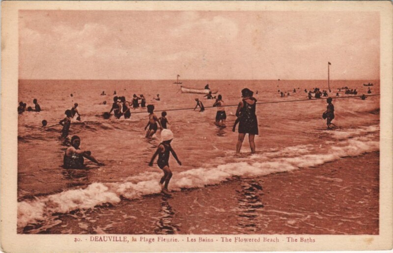 Carte postale ancienne Deauville Les Bains à Deauville