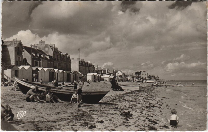Carte postale ancienne Langrune-sur-Mer La Plage à Langrune-sur-Mer