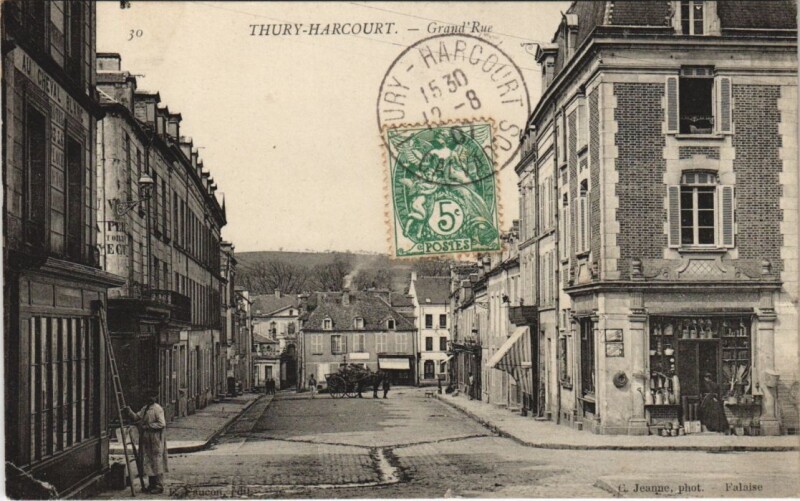 Carte postale ancienne Thury-Harcourt Grand Rue