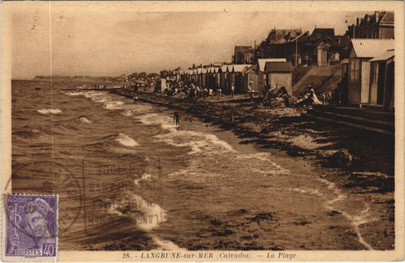 Carte postale ancienne Langrune-sur-Mer La Plage à Langrune-sur-Mer