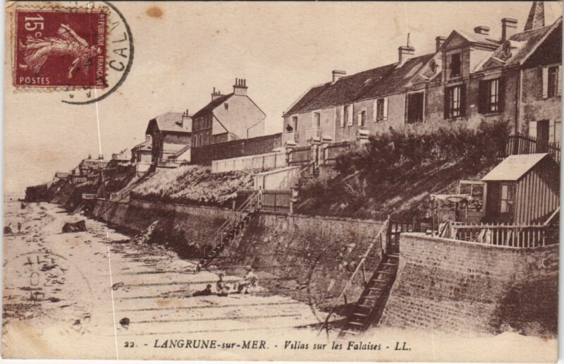 Carte postale ancienne Langrune-sur-Mer Villas sur les Falaises à Falaise