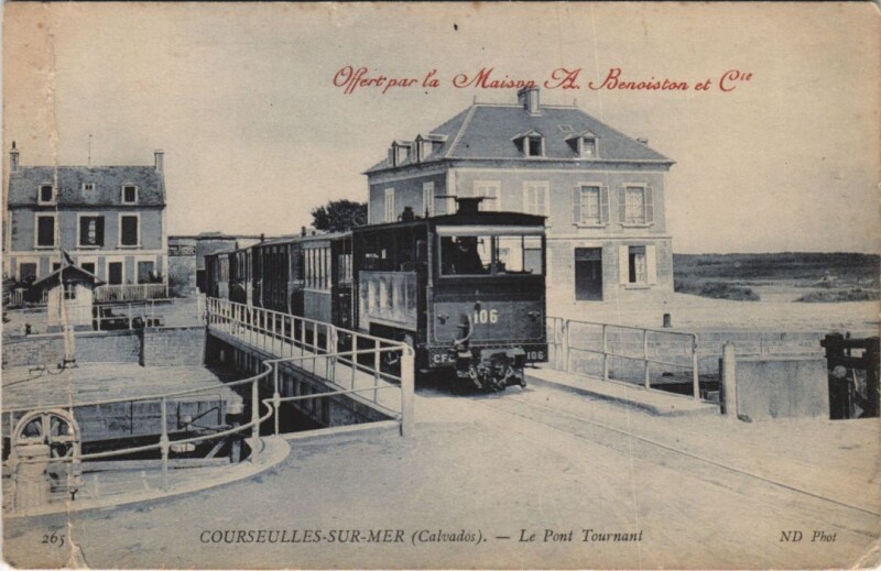 Carte postale ancienne Courseulles-sur-Mer Le Pont Tournant à Courseulles-sur-Mer