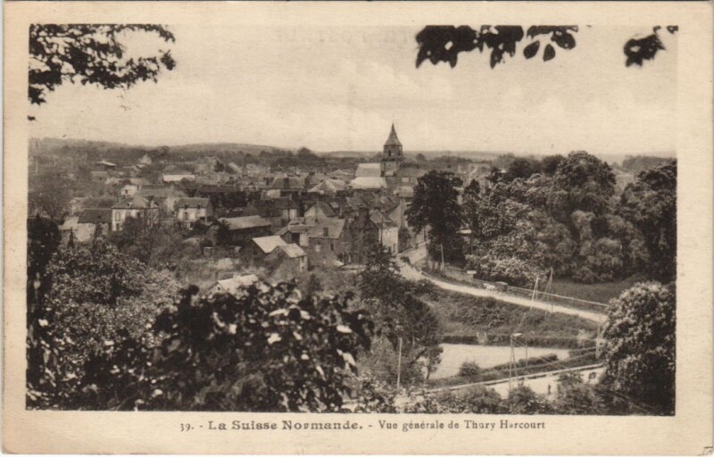 Carte postale ancienne Thury-Harcourt Vue Generale