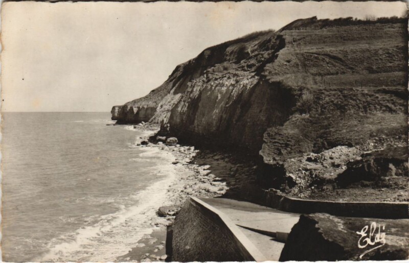 Carte postale ancienne Sainte-Honorine-des-Pertes La Descente a la Mer