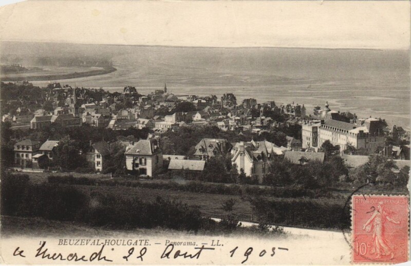 Carte postale ancienne Houlgate Beuzeval - Panorama à Houlgate