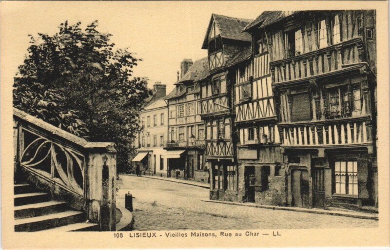 Carte postale ancienne Lisieux Vieilles Maisons - Rue au Char à Lisieux