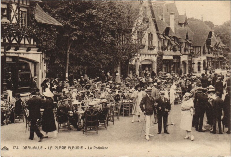 Carte postale ancienne Deauville La Potiniere à Deauville
