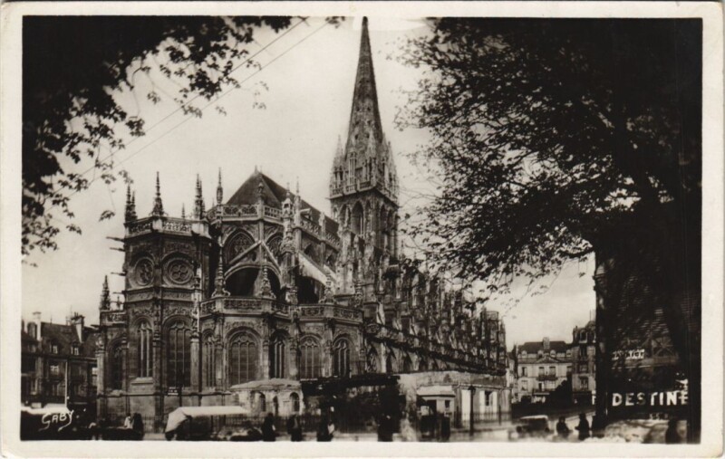Carte postale ancienne Caen Eglise Saint-Pierre