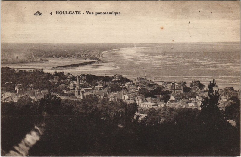 Carte postale ancienne Houlgate Vue Panoramique à Houlgate