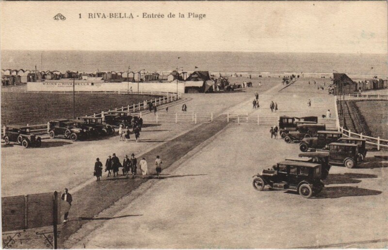 Carte postale ancienne Riva-Bella Entree de la Plage