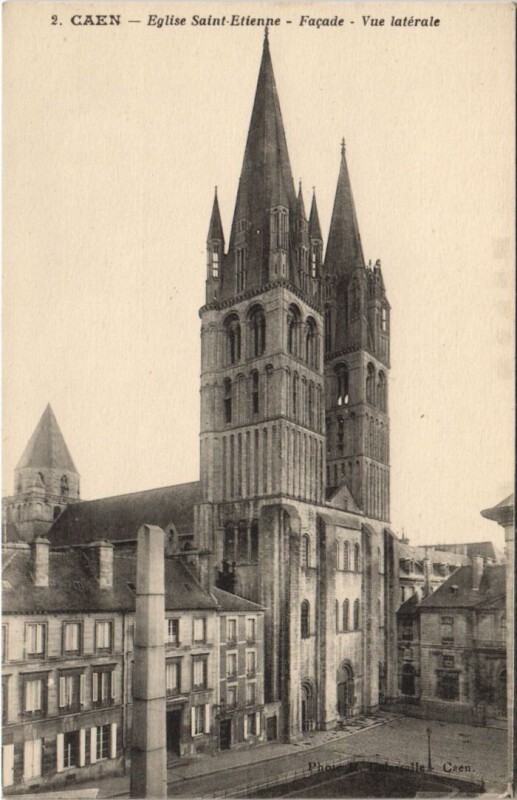 Carte postale ancienne Caen Eglise Saint-Etienne