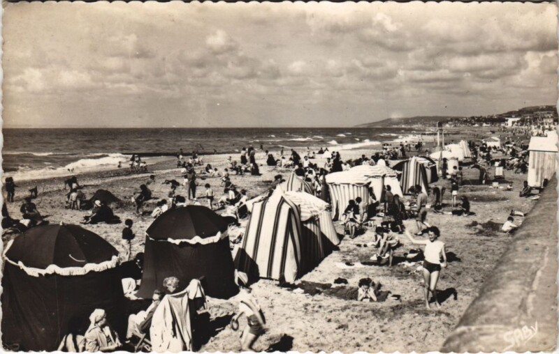 Carte postale ancienne Villers-sur-Mer La Plage à Villers-sur-Mer