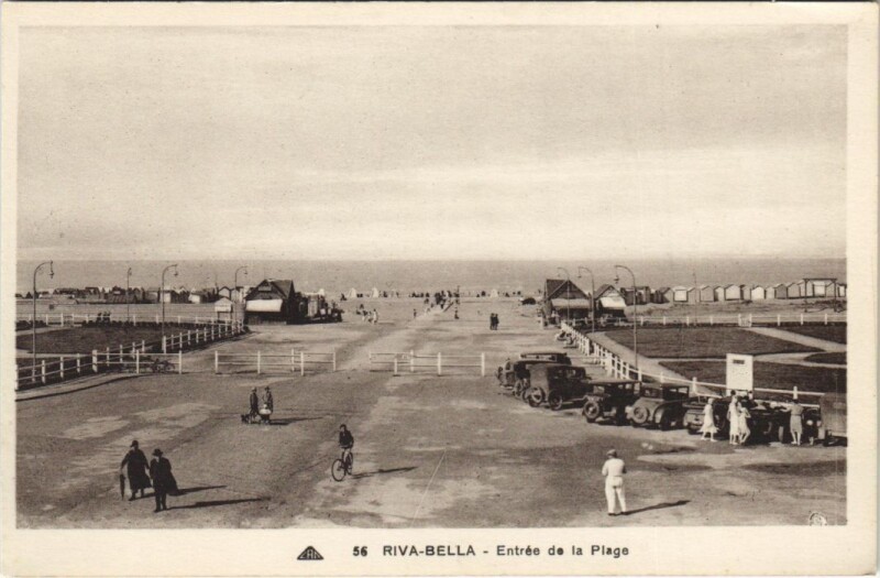 Carte postale ancienne Riva-Bella Entree de la Plage