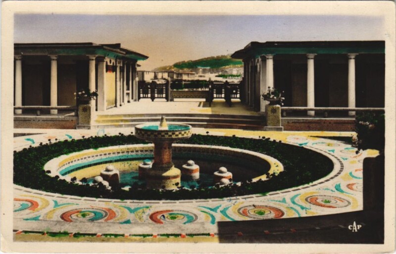 Carte postale ancienne Deauville Les Bains Romains à Deauville