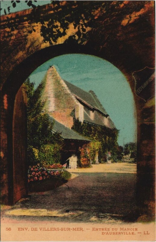 Carte postale ancienne Auberville Entree de Manoir d'Auberville à Auberville
