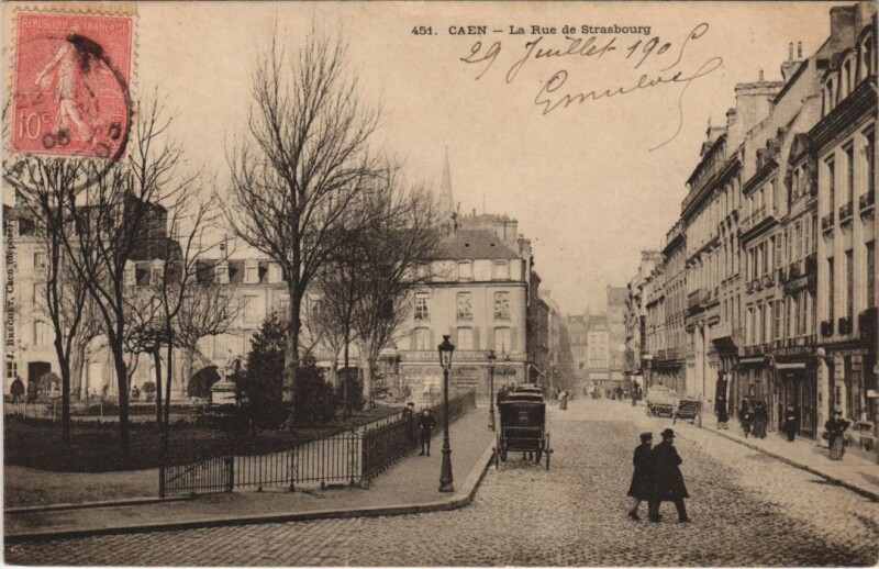Carte postale ancienne Caen La Rue de Strasbourg
