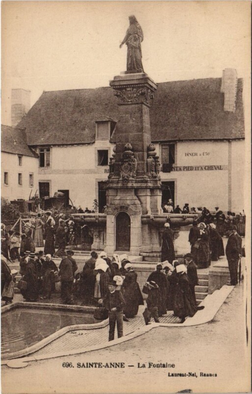 Carte postale ancienne Sainte-Anne-sur-Vilaine La Fontaine à Sainte-Anne-sur-Vilaine