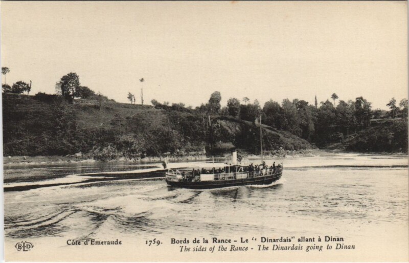 Carte postale ancienne Bords de la Rance - Le Dinardais allant a Dinan à Dinard