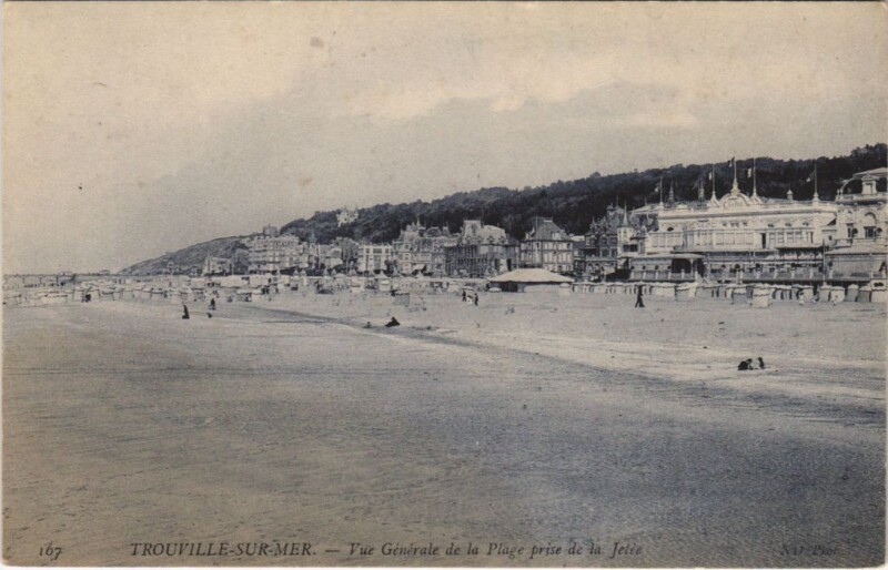 Carte postale ancienne Trouville vue generale de la Plage