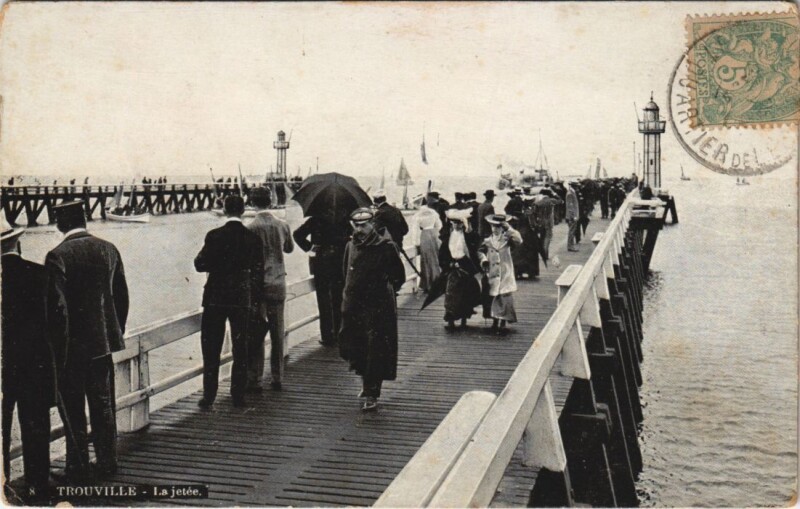 Carte postale ancienne Trouville La Jetee