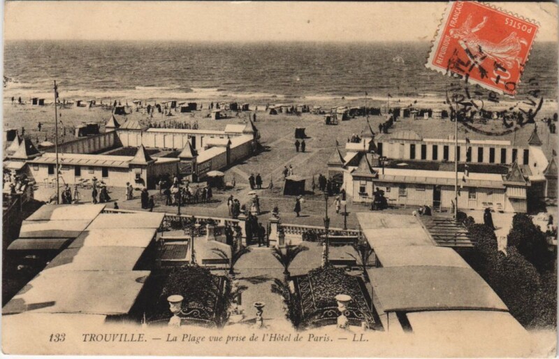 Carte postale ancienne Trouville La Plage