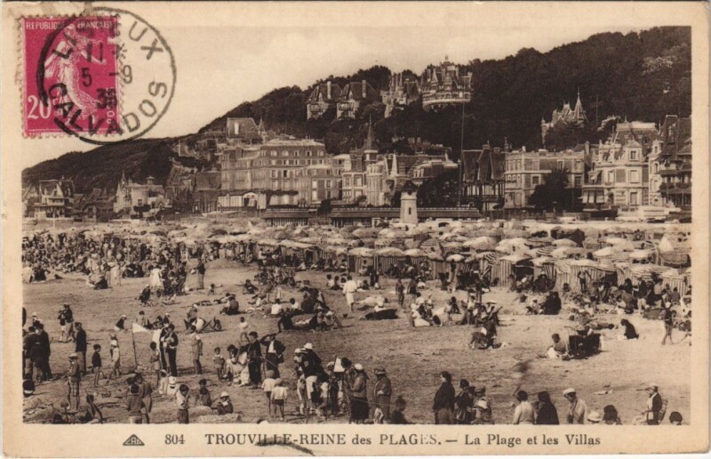 Carte postale ancienne Trouville La Plage et les Villas