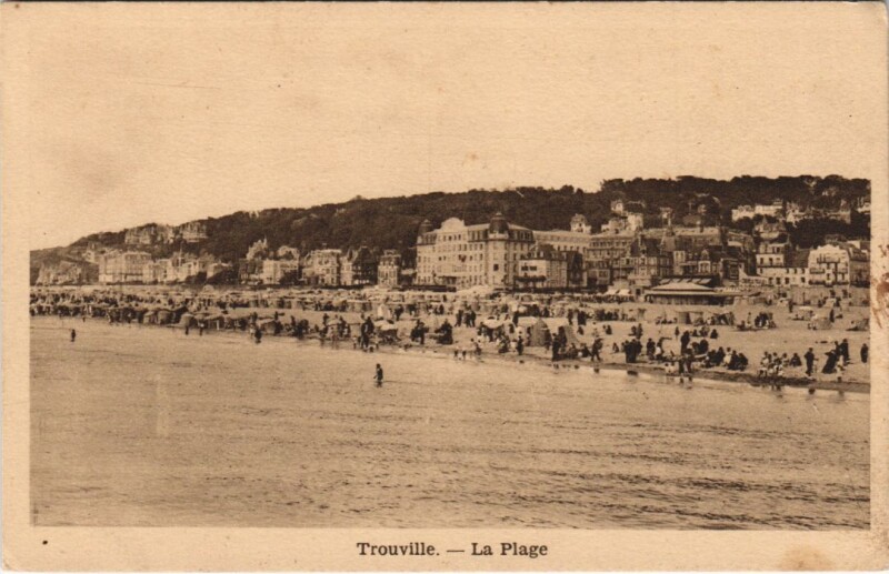 Carte postale ancienne Trouville La Plage