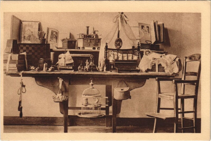 Carte postale ancienne Lisieux Les Jouets de la petite Therese à Lisieux