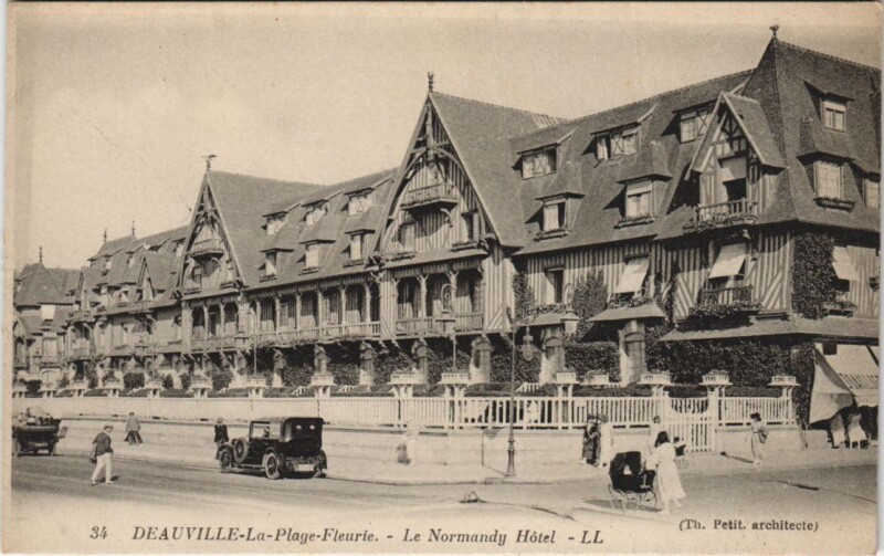 Carte postale ancienne Deauville Normandy Hotel à Deauville