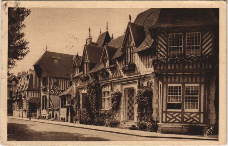 Carte postale ancienne Deauville Rue le Marois à Deauville
