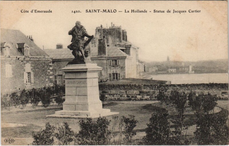 Carte postale ancienne Saint Malo Statue de Jacques Cartier à Saint-Malo