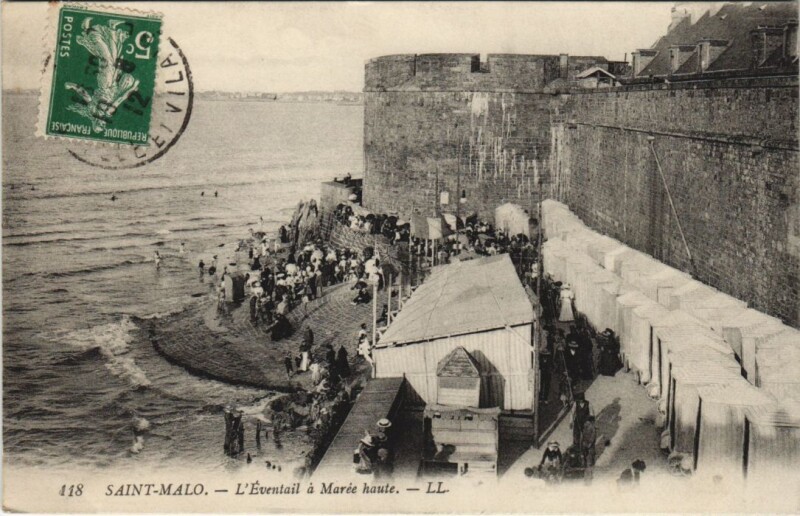 Carte postale ancienne Saint Malo Eventail a maree haute à Saint-Malo