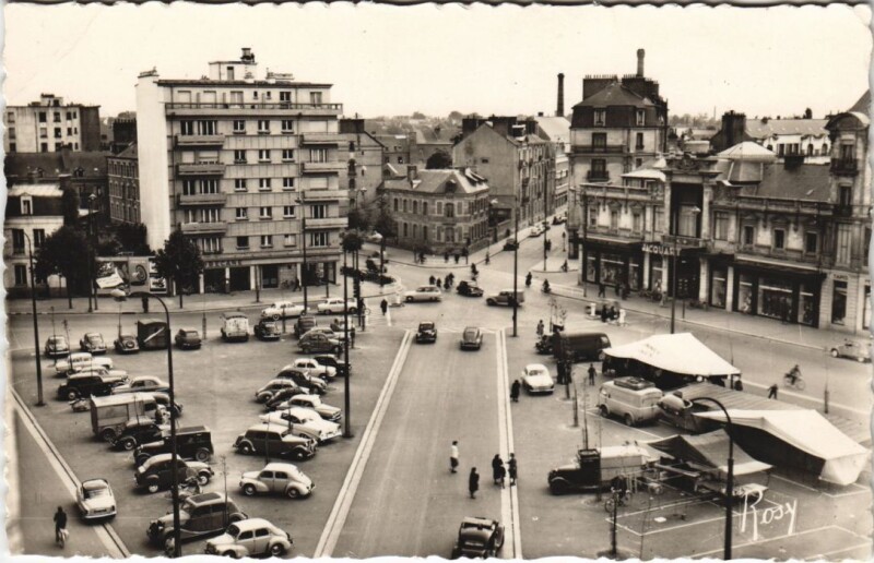 Carte postale ancienne Rennes Place de Bretagne à Rennes