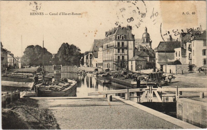 Carte postale ancienne Rennes Canal d'Ille et Rance à Rennes