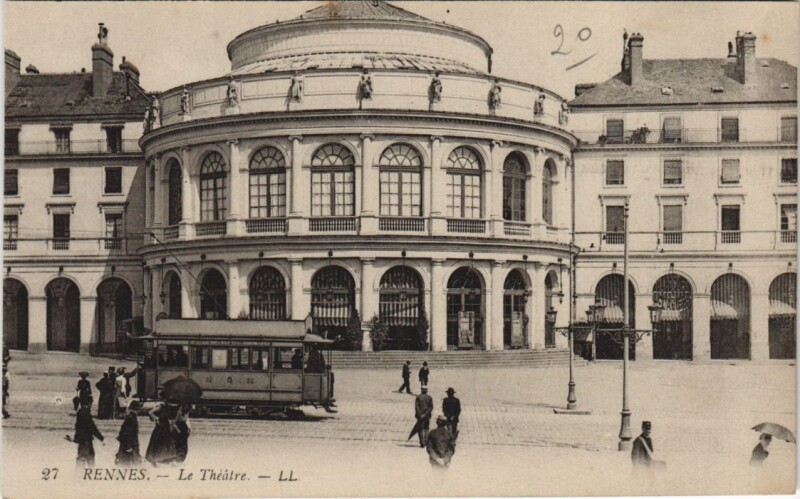 Carte postale ancienne Rennes Le Theatre à Rennes