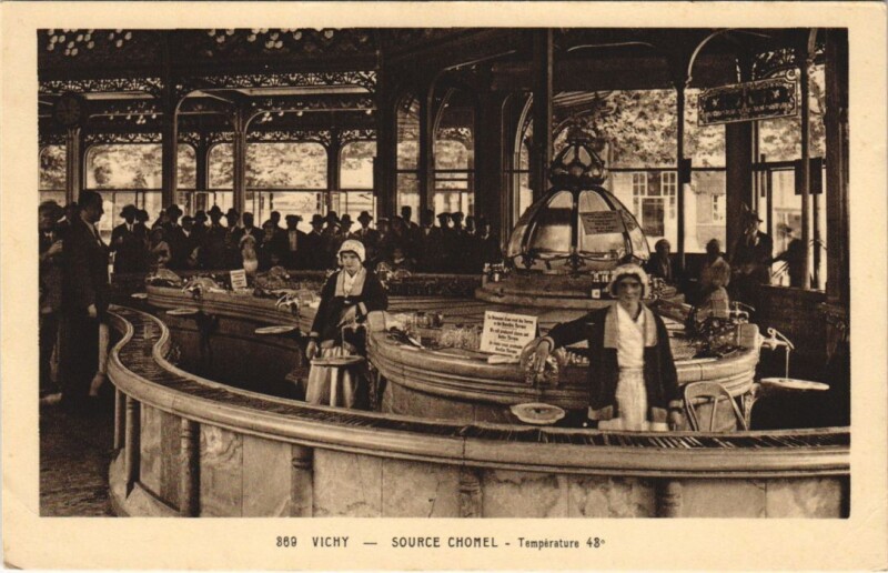 Carte postale ancienne Vichy Source Chomel France à Vichy