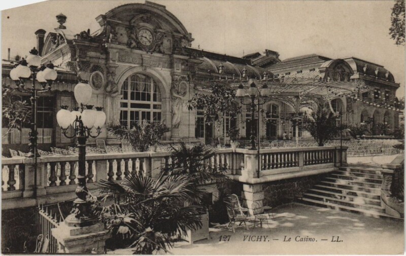 Carte postale ancienne Vichy Le Casino France à Vichy