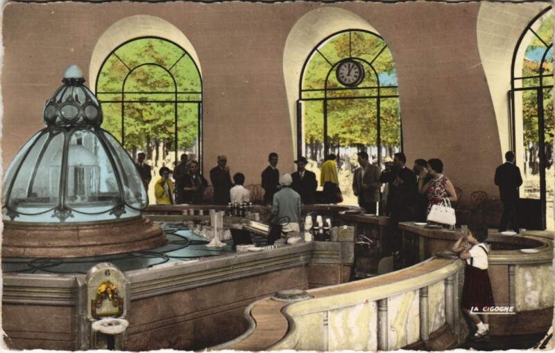 Carte postale ancienne Vichy Source Hopital, les buvettes France à Vichy