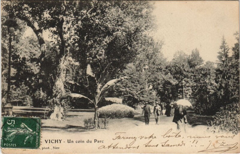 Carte postale ancienne Vichy Un coin du Parc France à Vichy