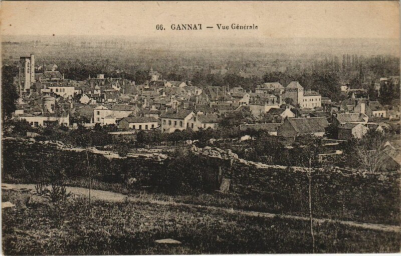 Carte postale ancienne Gannat Vue Generale à Gannat